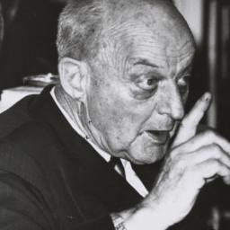 Reinhold Niebuhr pointing f...