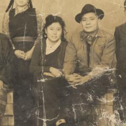 Nini's family in studio...