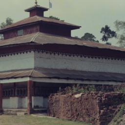 Prayer wheel temple (Mani L...