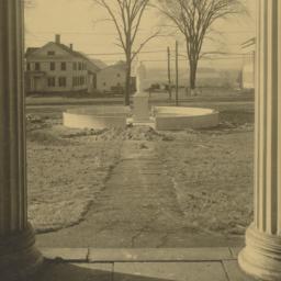 Page No. 181 - Abbey Statue