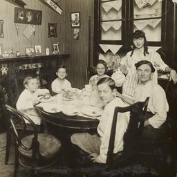 Tenement Families